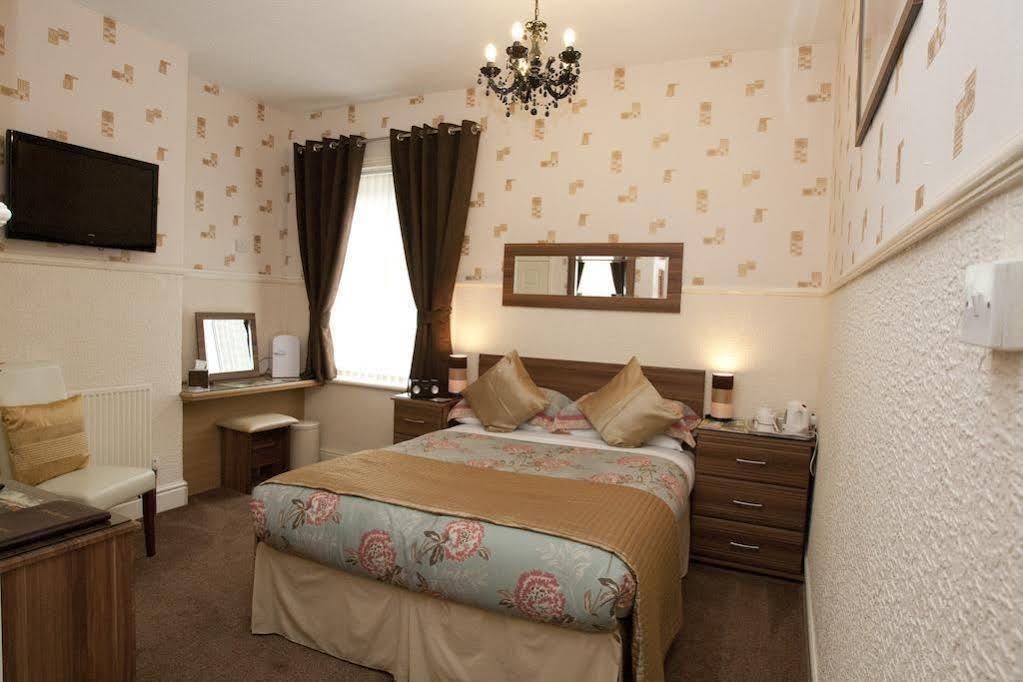 Valentine Lodge Over 21 Adult Couples Only Blackpool Exterior foto